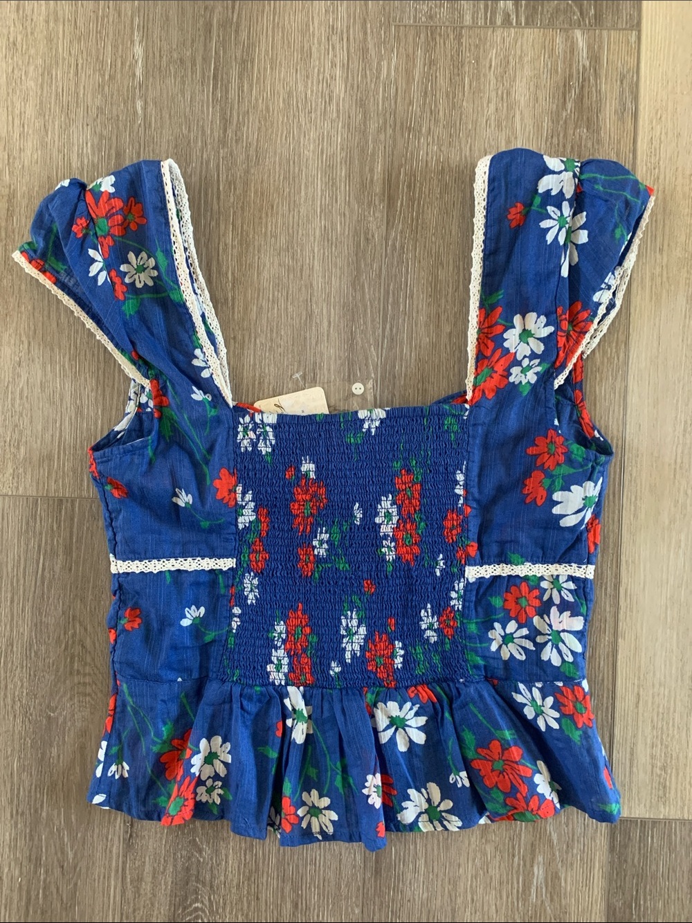 FREE PEOPLE Call Me Baby Cap Sleeve Top NWT Daisy Floral Embroidered Lace Trim - Picture 4 of 8
